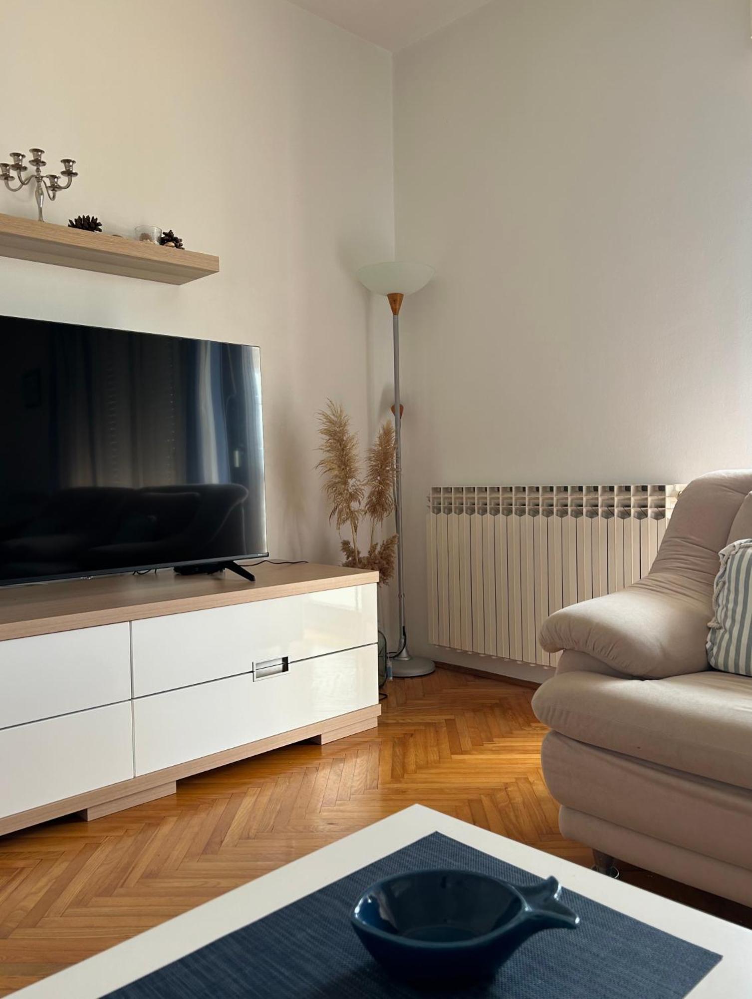 Holiday Home Villa Emma Debeljak Kültér fotó
