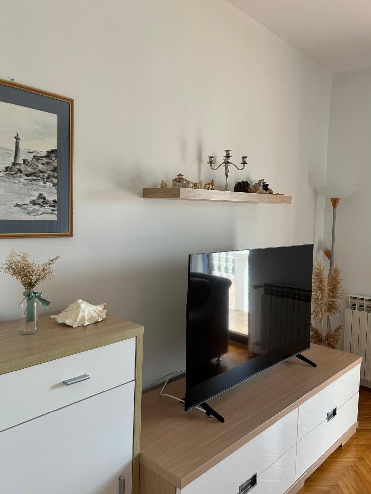 Holiday Home Villa Emma Debeljak Kültér fotó
