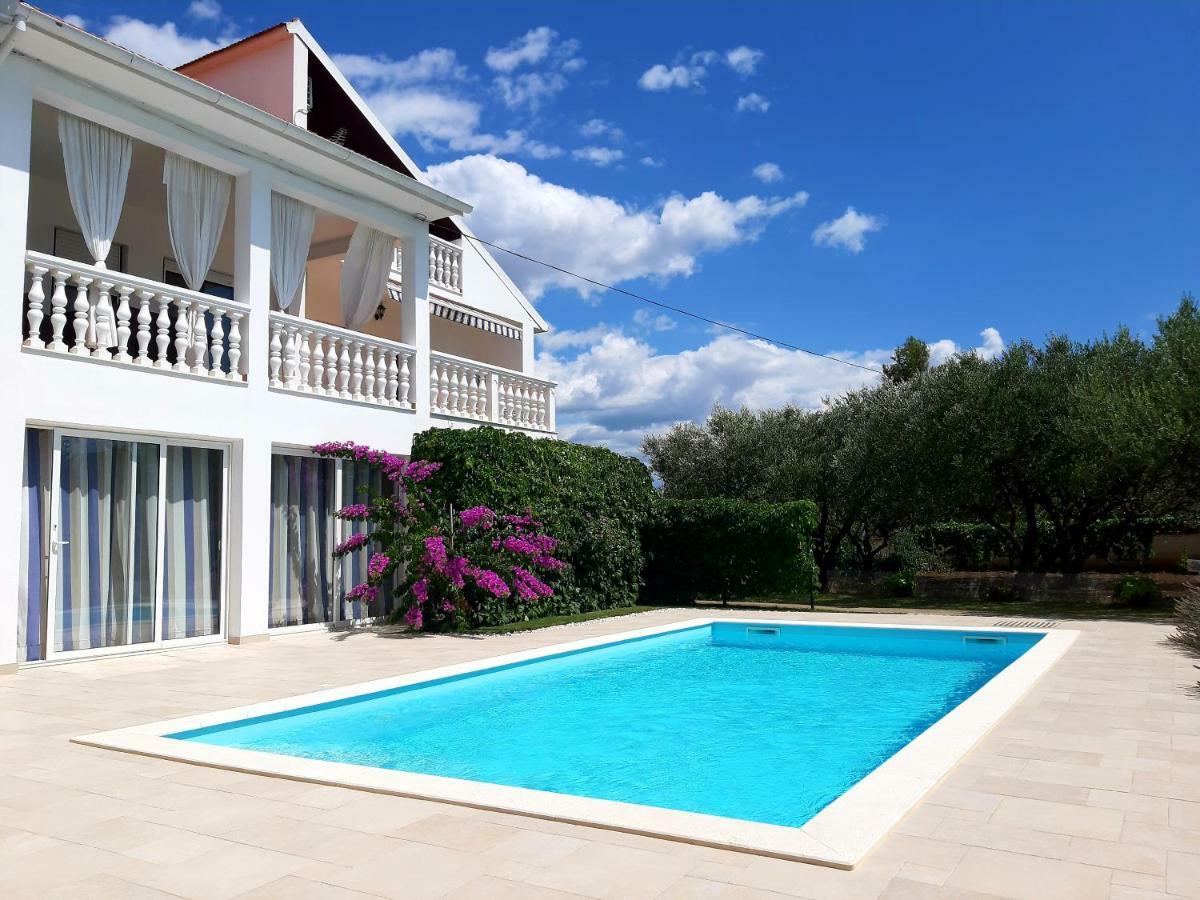 Holiday Home Villa Emma Debeljak Kültér fotó